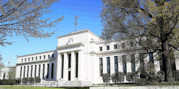 Thống đốc Ngân hàng Dự trữ Liên bang Atlanta, Raphael Bostic, cho biết Fed có thời gian để quan sát kỹ diễn biến của nền kinh tế và kiên nhẫn trong việc điều chỉnh lãi suất.