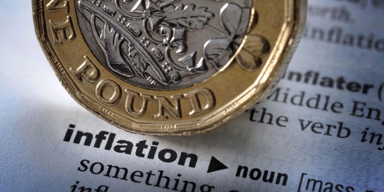 Lạm phát tại các cửa hàng ở Anh đã giảm xuống mức thấp nhất trong 17 tháng.