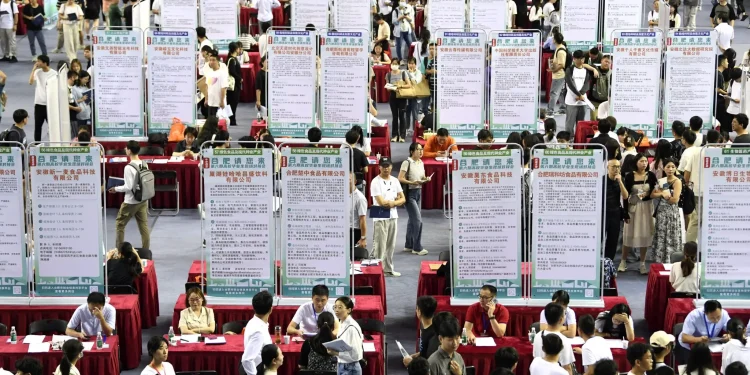 Chuyên gia hàng đầu nhận định: Nền kinh tế Trung Quốc sẽ tiếp tục giảm tốc do thiếu động lực tăng trưởng rõ ràng trong nhiều năm tới