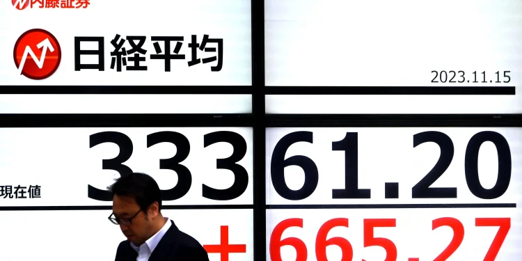 Cổ phiếu Nhật Bản sắp có năm tăng trưởng tốt nhất kể từ cú hích Abenomics