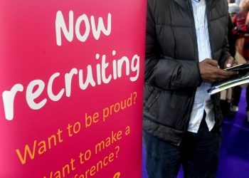 Lợi nhuận của các công ty Anh năm ngoái vượt quá mức đỉnh của cuộc khủng hoảng tài chính năm 2008