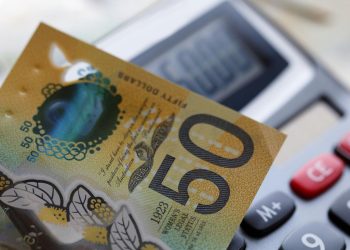 Thủ tướng Australia dự định thay đổi giảm thuế, bất chấp lời hứa bầu cử