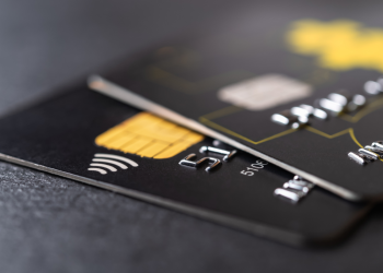 So sánh Chứng chỉ tiền gửi (CDs) và Chứng chỉ Trái phiếu Kho bạc (T-bills) Lựa chọn tối ưu cho tiết kiệm của bạn