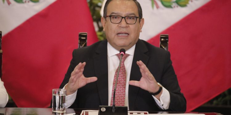 Thủ tướng Peru Alberto Otarola từ chức sau khi đoạn ghi âm bị rò rỉ