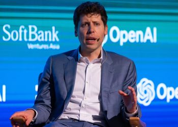 OpenAI chia sẻ email của Elon Musk kêu gọi startup huy động 1 tỷ USD, coi Tesla là con bò tiền mặt trong những năm đầu thành lập