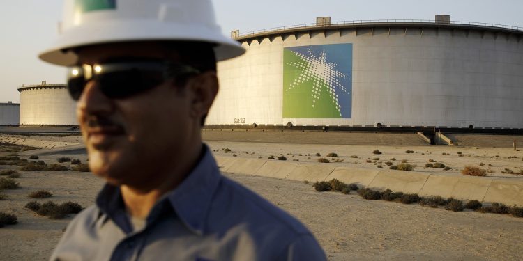 Saudi Arabia Sắp Khởi Động Đợt Bán Cổ Phiếu Aramco trị giá 10 tỷ USD Vào Chủ Nhật