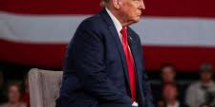 Làm thế nào Tòa án Tối cao có thể quyết định về vụ tranh chấp quan trọng về quyền miễn trừ thuế của Trump